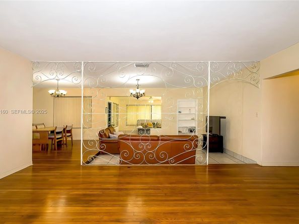 433 N 26th Ave, Hollywood FL 33020