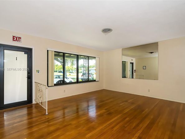 433 N 26th Ave, Hollywood FL 33020