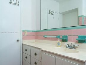 433 N 26th Ave, Hollywood FL 33020