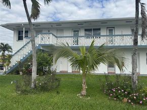 55 NW 204th St 1, Miami Gardens FL 33169