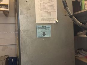 55 NW 204th St 1, Miami Gardens FL 33169