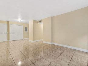 8860 Fontainebleau Blvd 304, Miami FL 33172