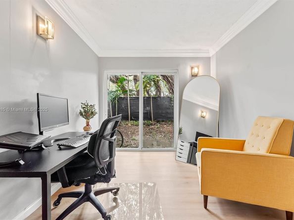 8617 SW 68th Ct 2, Pinecrest FL 33156