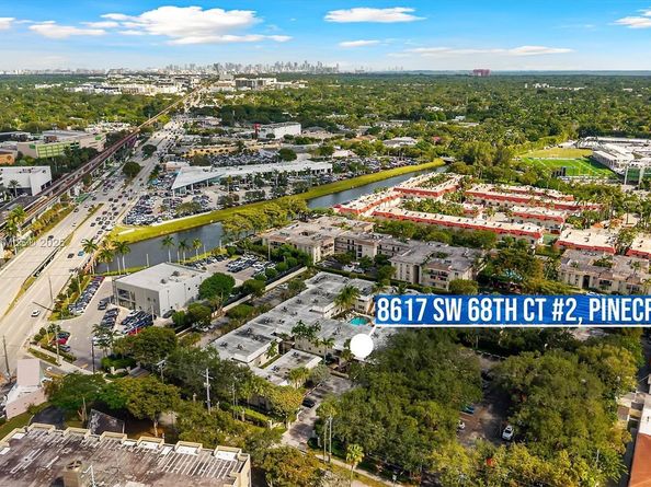 8617 SW 68th Ct 2, Pinecrest FL 33156