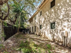 8617 SW 68th Ct 2, Pinecrest FL 33156