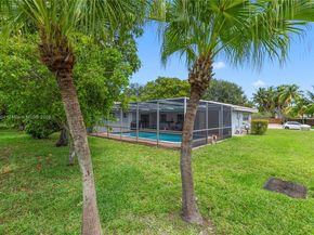 6520 SW 20th St, Plantation FL 33317