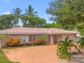 6520 SW 20th St, Plantation FL 33317