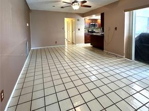 6520 SW 20th St, Plantation FL 33317