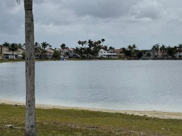12692 NW 8th Trl, Miami FL 33182
