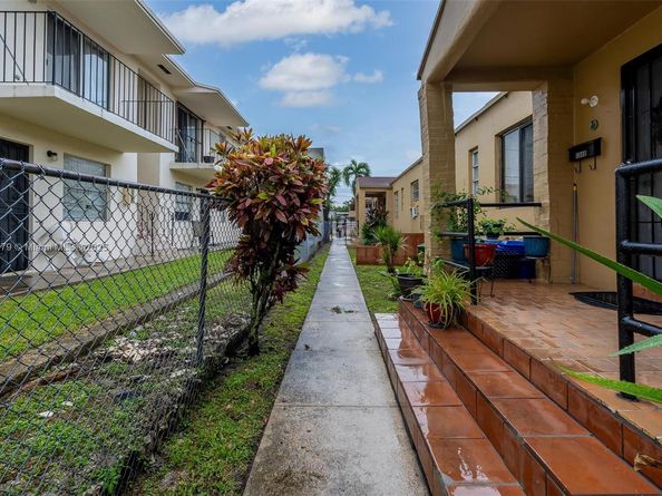 1345 SW 7th St, Miami FL 33135