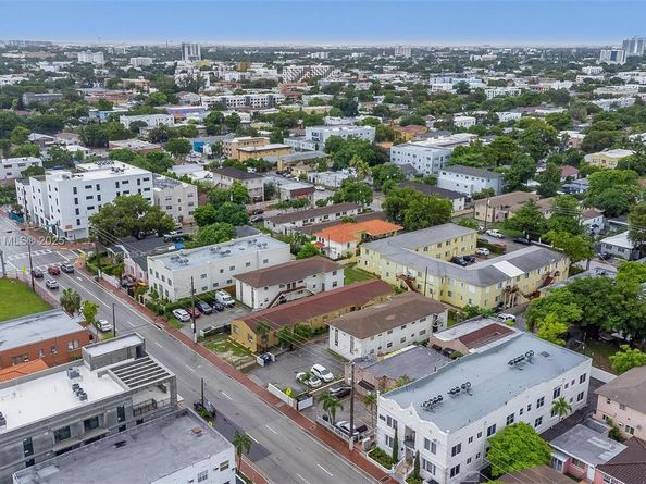 1345 SW 7th St, Miami FL 33135