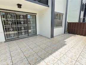 460 W Park Dr 106, Miami FL 33172