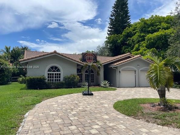 8140 NW 50th Street, Coral Springs FL 33067