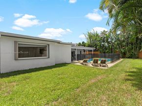 3721 N 55th Ave, Hollywood FL 33021