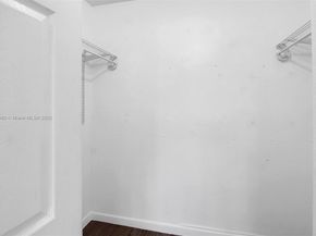 7090 NW 179th St 109, Hialeah FL 33015