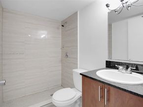 7090 NW 179th St 109, Hialeah FL 33015