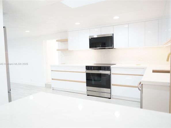 5013 SW 90th Ter, Cooper City FL 33328