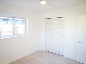 5013 SW 90th Ter, Cooper City FL 33328
