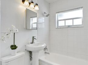 16025 NW 29th Ave, Miami Gardens FL 33054