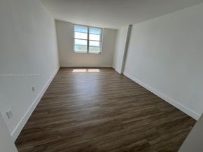 500 Bayview Dr 1120, Sunny Isles Beach FL 33160