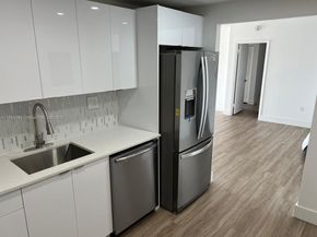 500 Bayview Dr 1120, Sunny Isles Beach FL 33160