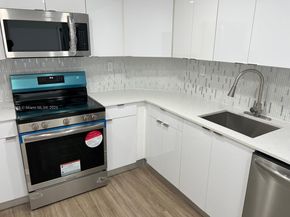 500 Bayview Dr 1120, Sunny Isles Beach FL 33160