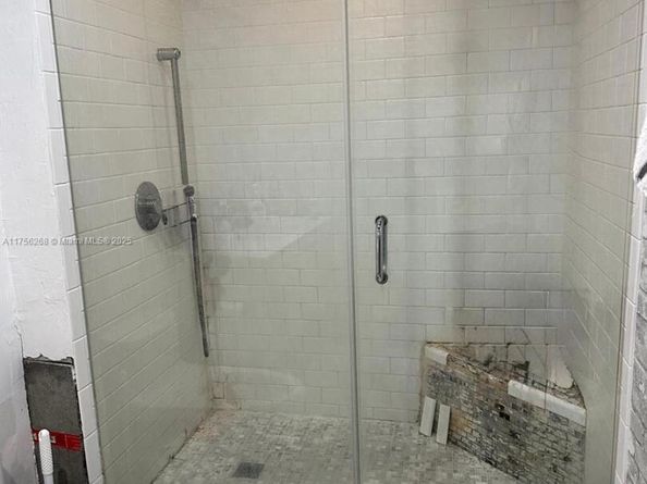 234 NE 3rd St 1805, Miami FL 33132