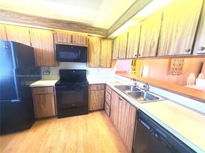 1705 Whitehall Dr 304, Davie FL 33324