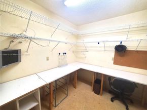 1705 Whitehall Dr 304, Davie FL 33324