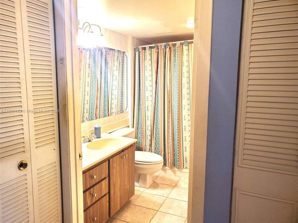 1705 Whitehall Dr 304, Davie FL 33324