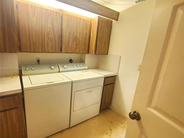 1705 Whitehall Dr 304, Davie FL 33324