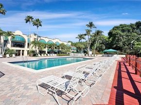 1705 Whitehall Dr 304, Davie FL 33324