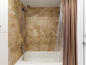 6520 SW 20th St, Plantation FL 33317