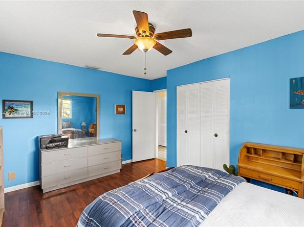 6520 SW 20th St, Plantation FL 33317