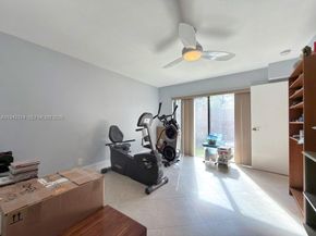 205 Bonnie Brae Way 33, Hollywood FL 33021