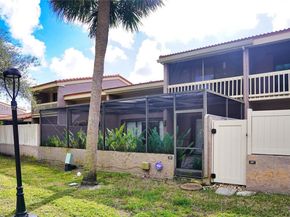 205 Bonnie Brae Way 33, Hollywood FL 33021