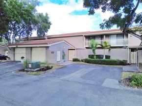 205 Bonnie Brae Way 33, Hollywood FL 33021