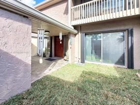 205 Bonnie Brae Way 33, Hollywood FL 33021