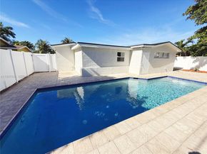 3570 NW 36th Ave, Lauderdale Lakes FL 33309