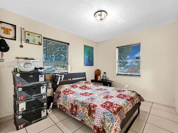 4020 E 10th Ave, Hialeah FL 33013