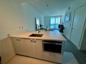 501 NE 31st St 2903, Miami FL 33137