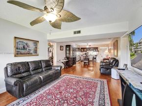 1502 Whitehall Dr 305, Davie FL 33324