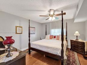 1502 Whitehall Dr 305, Davie FL 33324