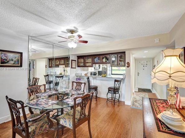 1502 Whitehall Dr 305, Davie FL 33324