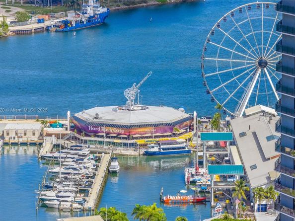 159 NE 6th St 4007, Miami FL 33132