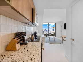 159 NE 6th St 4007, Miami FL 33132