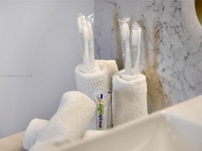 159 NE 6th St 4007, Miami FL 33132