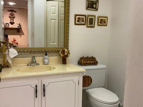 16325 Golf Club Rd 102, Weston FL 33326