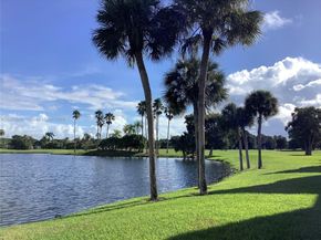 16325 Golf Club Rd 102, Weston FL 33326