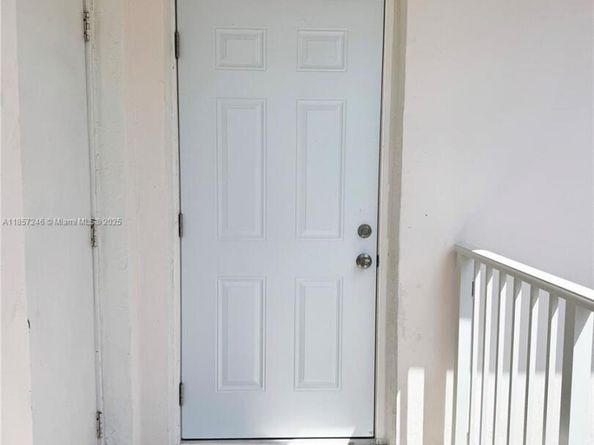 7426 SW 82nd St D221, Miami FL 33143